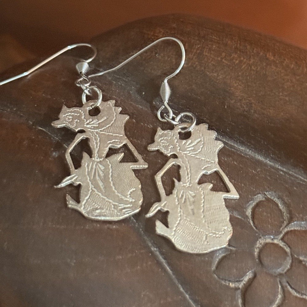 Vintage Indonesian Yogya Wayang Spoon Handle Earrings
