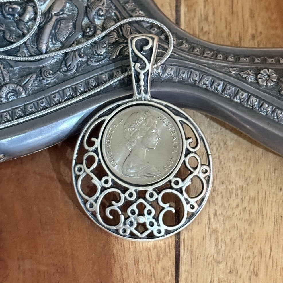 1975 Australian 20 Coin Necklace
