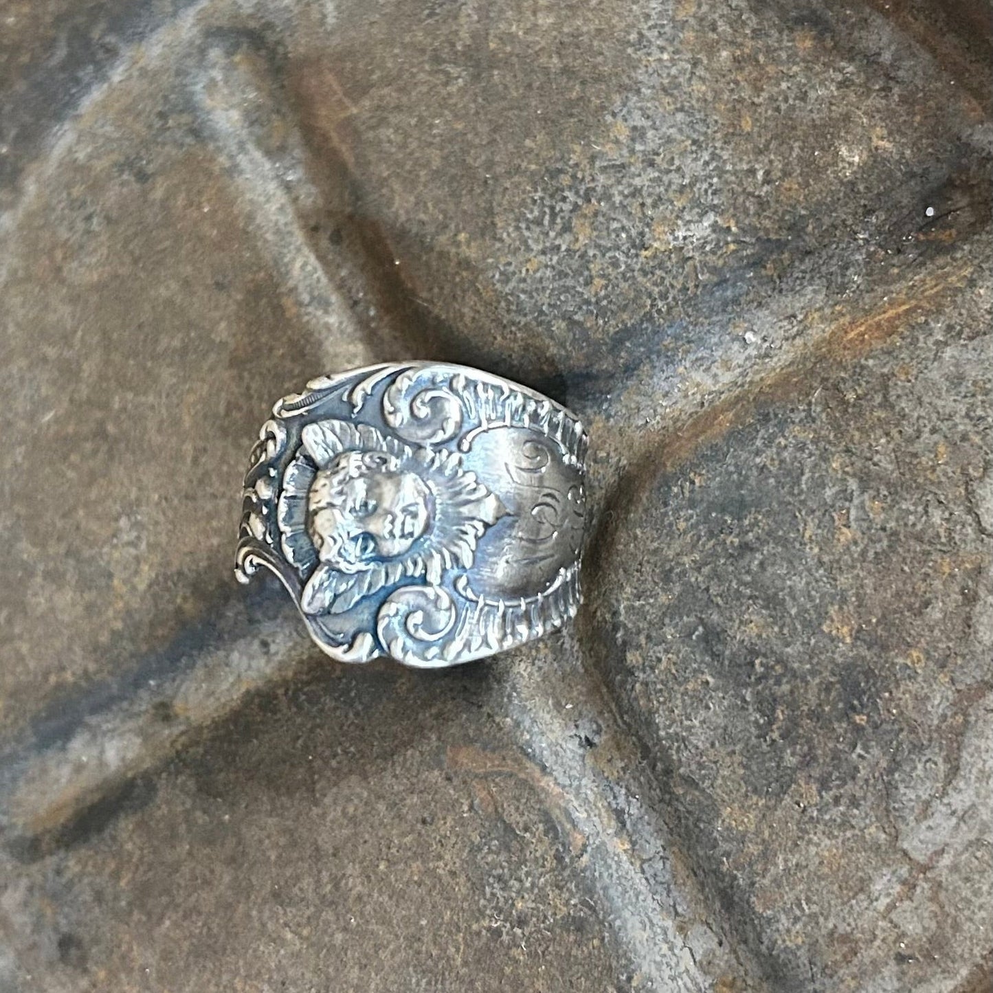 Sterling Silver Ring - 1895 Cherub