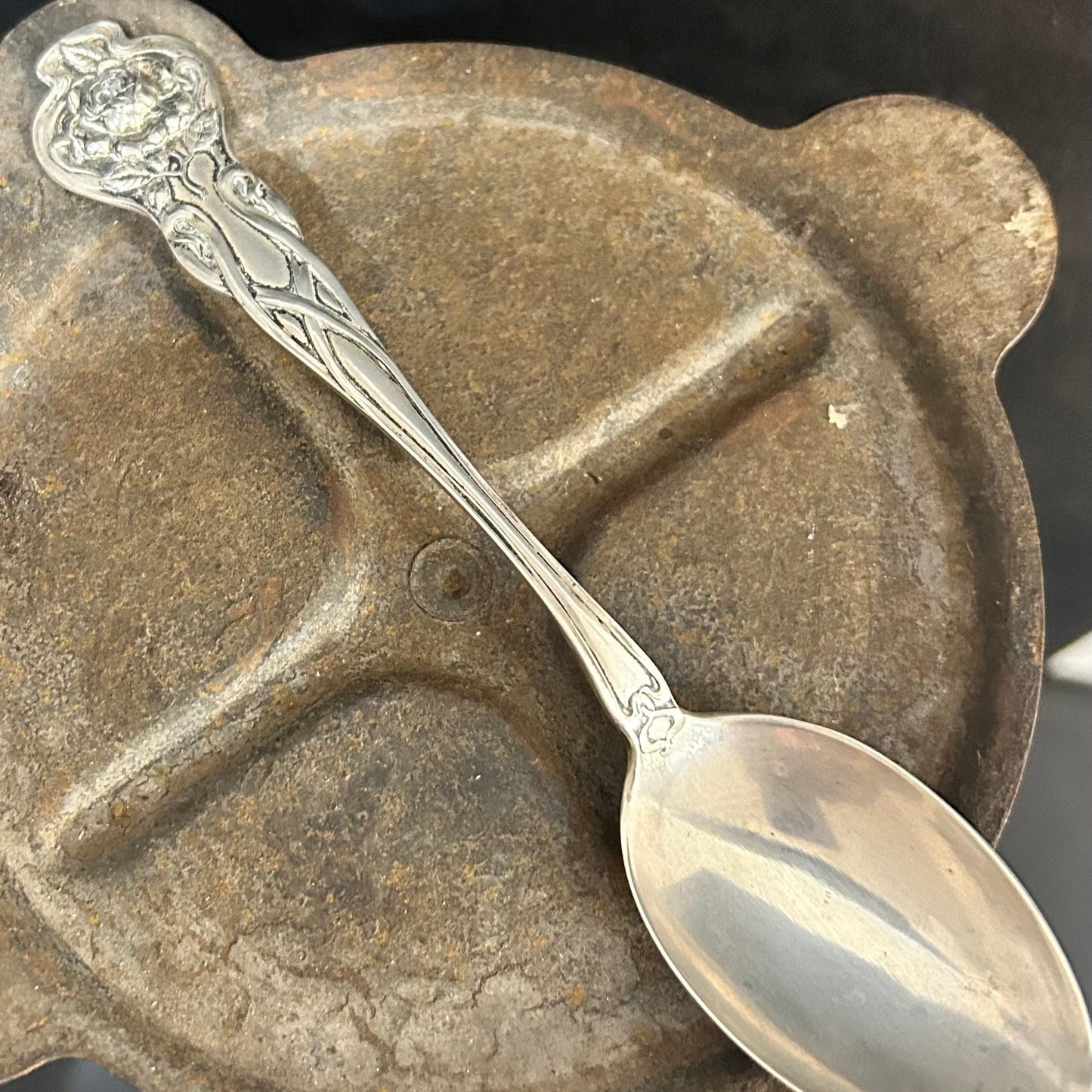 Sterling Silver Ring - 1902 Tea Rose