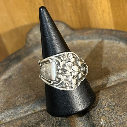 Sterling Silver Ring - 1940 Floral Design