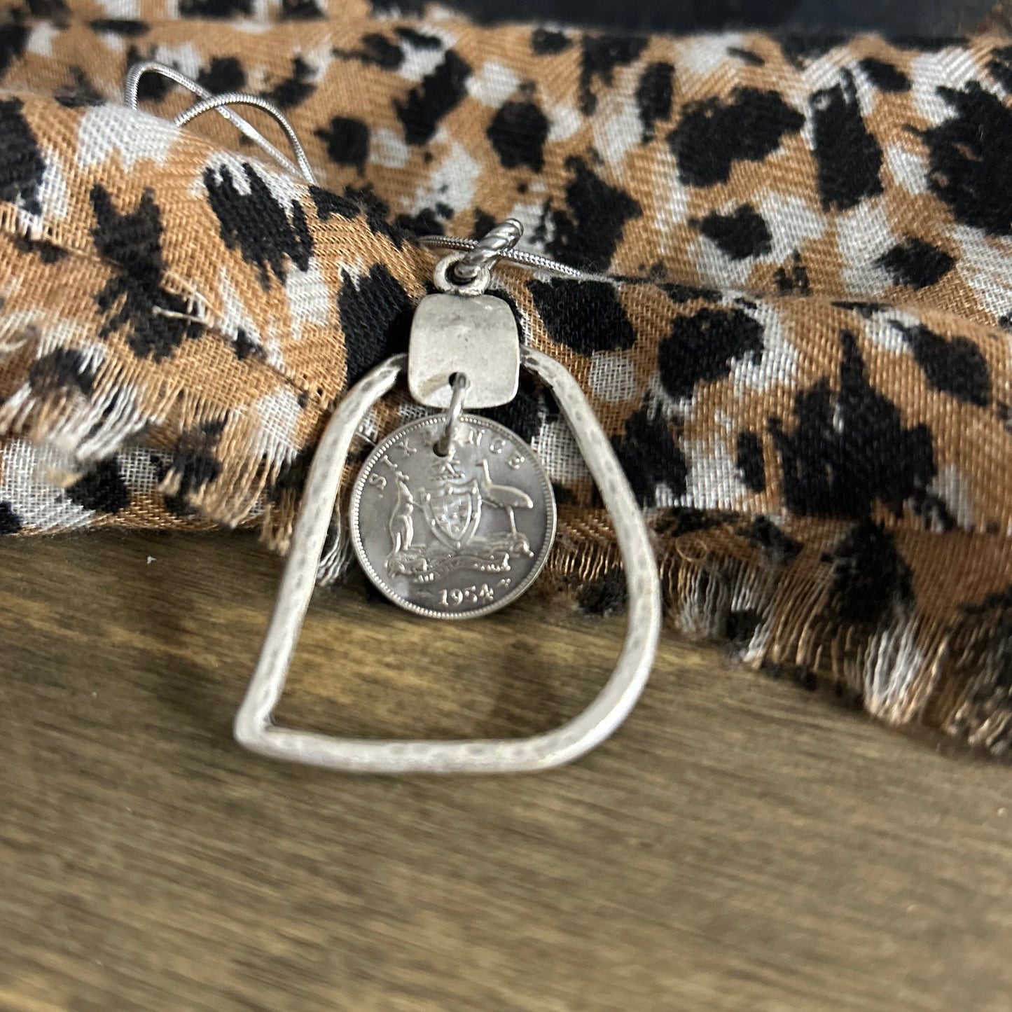 1954 Sixpence Organic Surround Necklace — Simple and Authentic