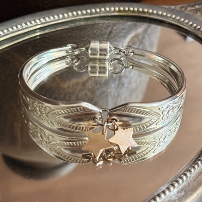 Vintage Anniversary Plate Gold Star Bracelet