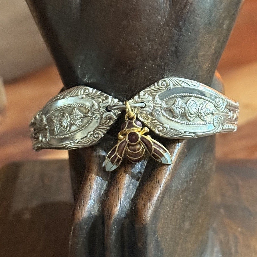 Rodd Royal Rose Silverware Bee Charm Bracelet