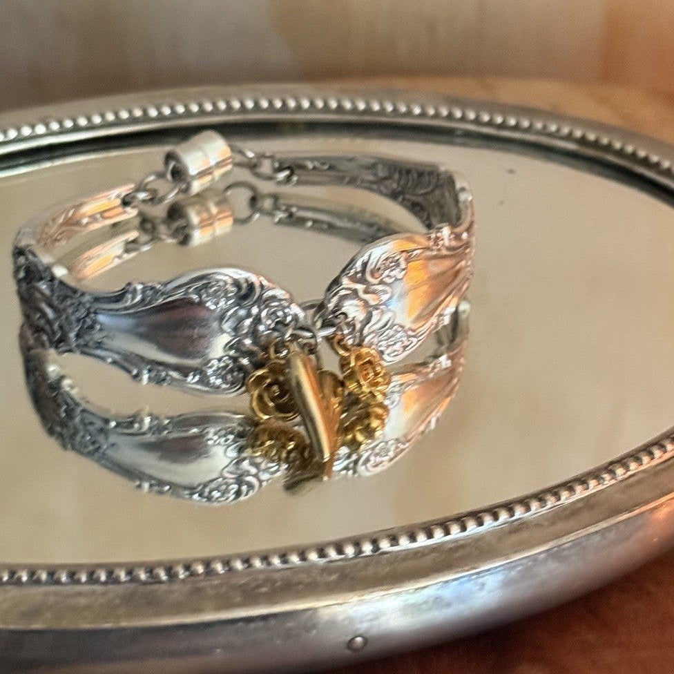 1903 Wallace USA Grapefruit Spoon Handle Bracelet