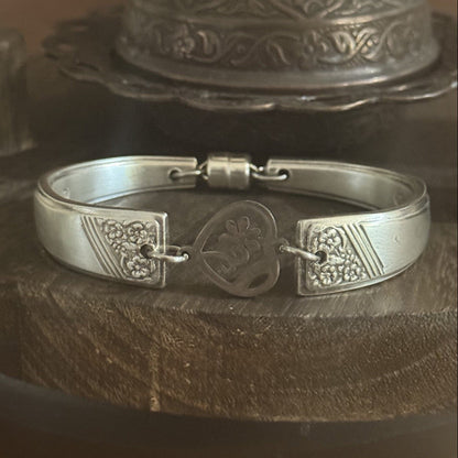 Vintage Gee & Holmes Margaret Rose Bracelet