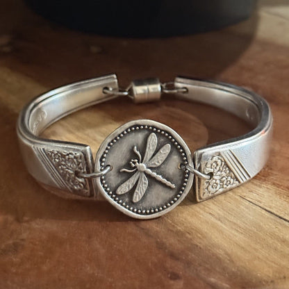 Vintage Gee & Holmes Margaret Rose Dragonfly Bracelet
