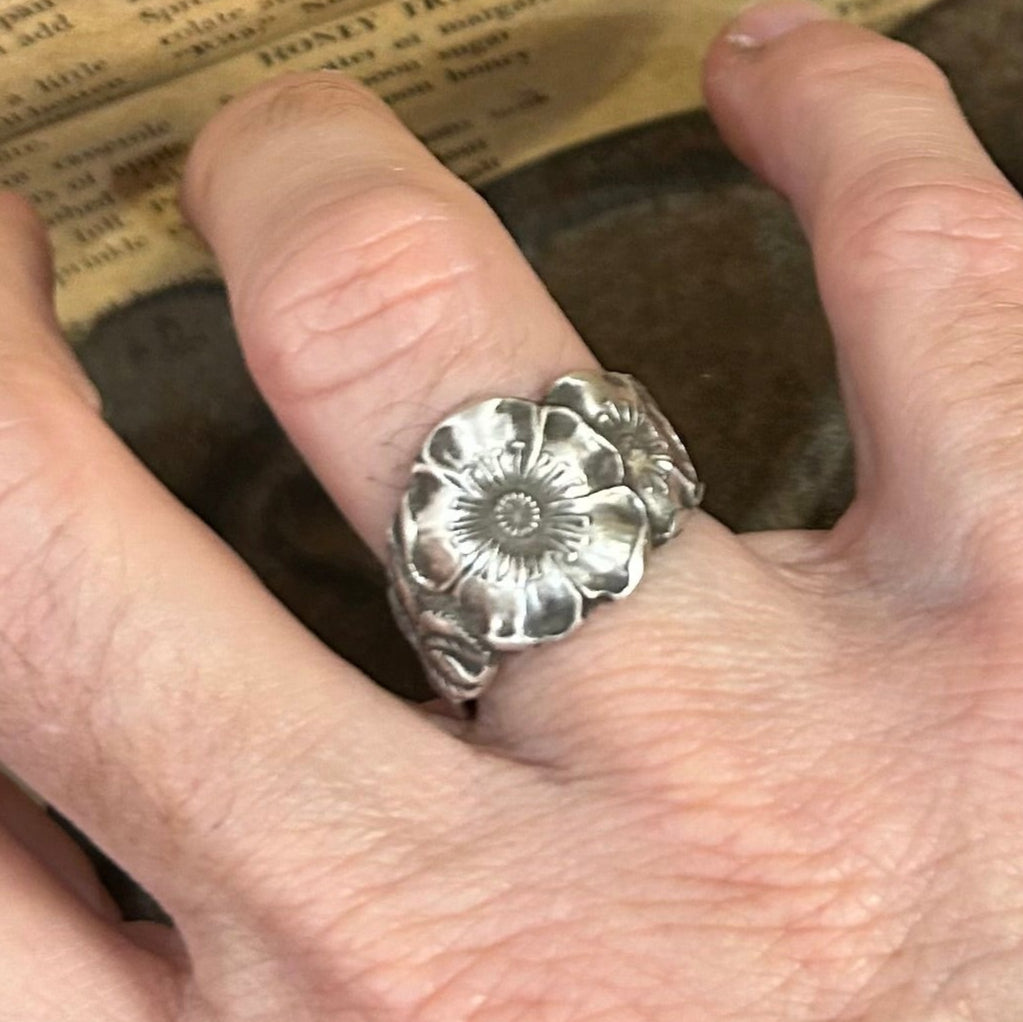 Antique Sterling Ring - Floral Design