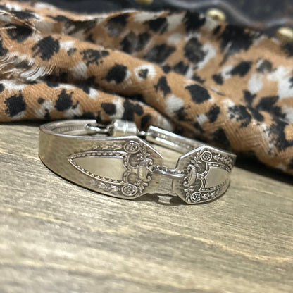 Vintage Heraldic Bracelet — Rogers Bros (1916 Pattern)
