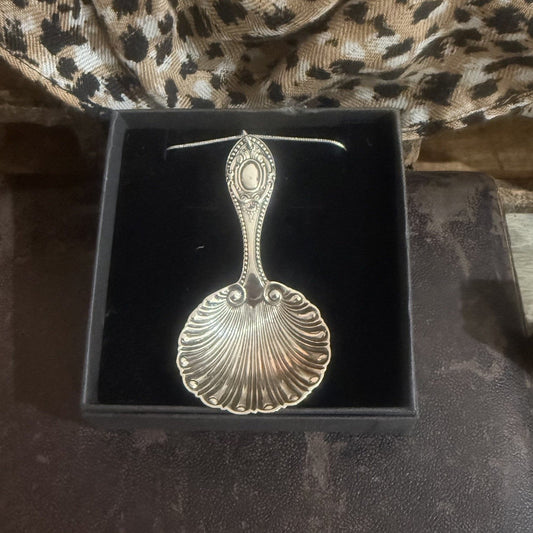 Vintage Sugar Shell Spoon Necklace
