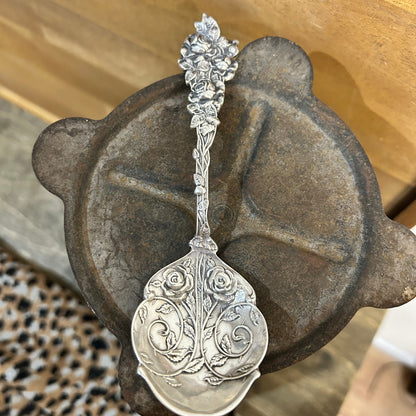 Sterling Silver Antique Rose Necklace