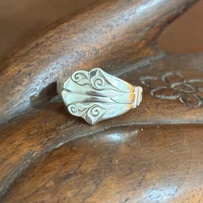 1920s Gero Art Deco Cake Fork Band Ring