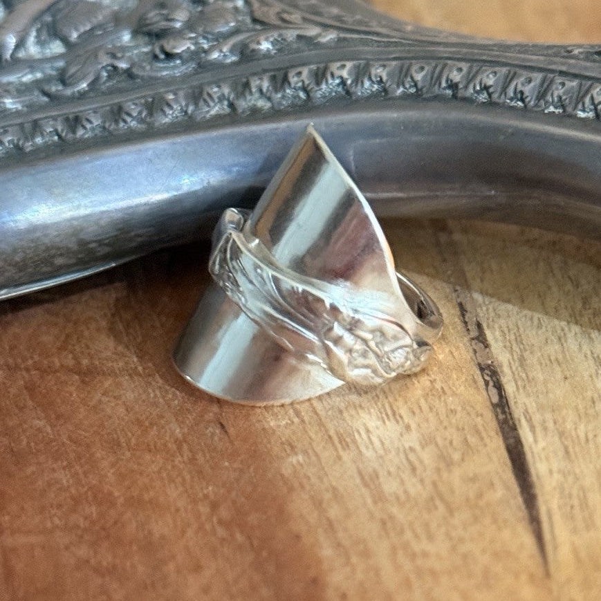 1922 Sterling Silver Apostle Spoon Saddle Ring
