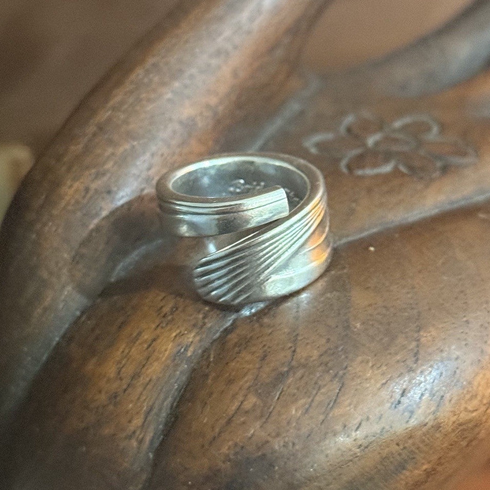 Rodd “Bridal Star” Teaspoon Wrap Ring