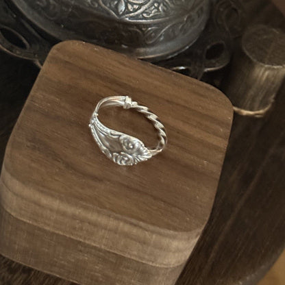 1913 Sterling Silver Spoon Handle Band Ring