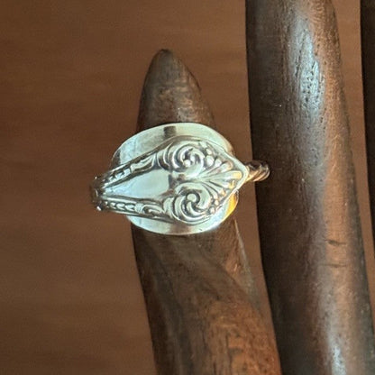 1913 Sterling Silver Sugar Nips Saddle Ring