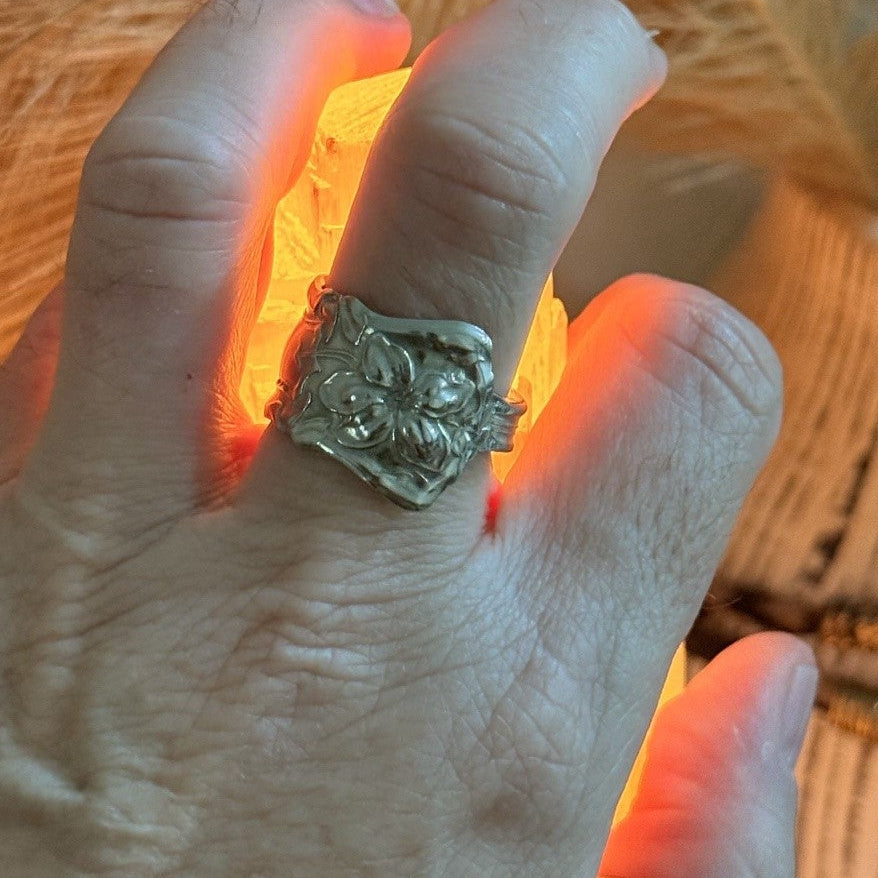 WM. A. Rogers Early 1900s Floral Spoon Band Ring
