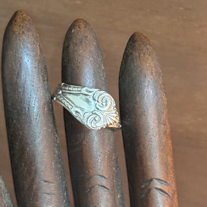 1913 Sterling Silver Spoon Handle Band Ring