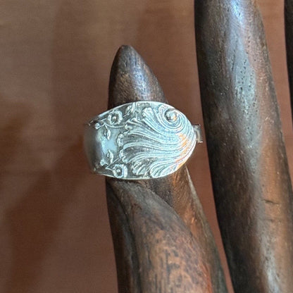 Vintage Rowbotham & Co Spoon Handle Band Ring