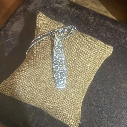 1889 Sterling Silver Necklace