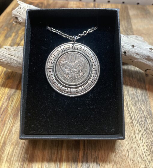Kiwi Coin Necklace - Image 3