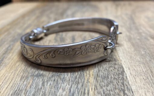 Flower Power Bracelet - Image 2