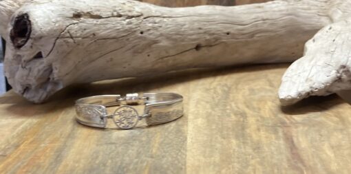 Flower Power Bracelet - Image 4