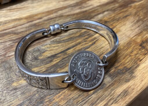 1960 Shilling Bracelet - Image 2
