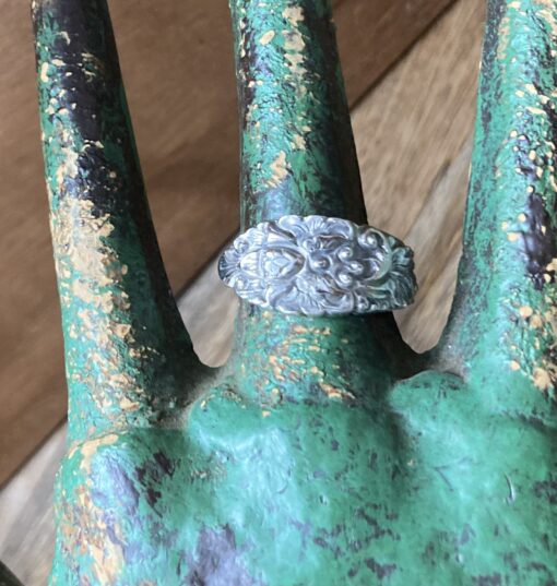 Stunning Vintage 800 Silver Ring - Image 2