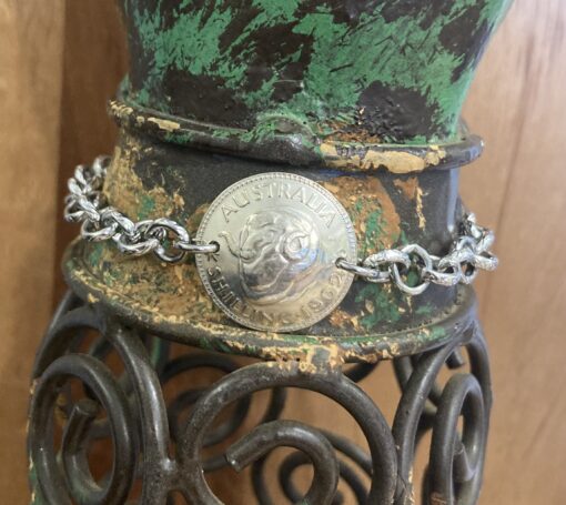 1962 Shilling Chain Link Bracelet - Image 5