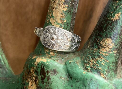 Sunflower Cutlery Ring - Image 3