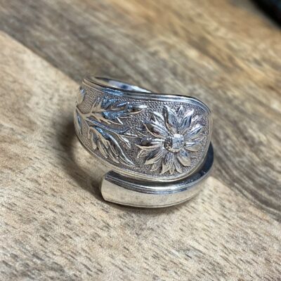 Amazing Sunflower Ring