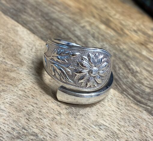 Amazing Sunflower Ring