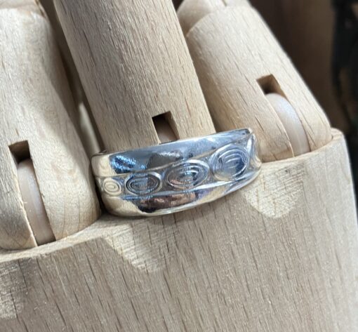 Unisex Carousel Ring - Image 3