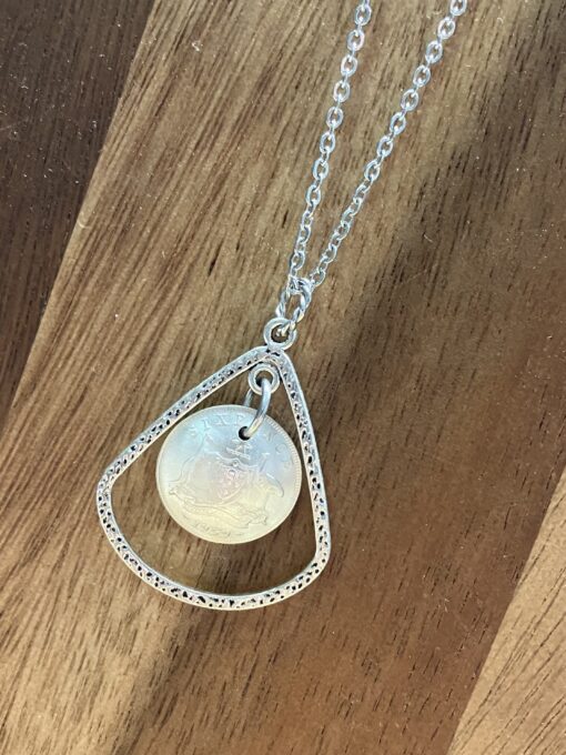 1959 Domed Sixpence Necklace - Image 3