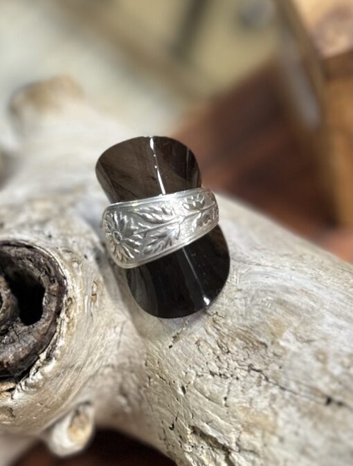 Sunflower Cutlery Ring - Image 4