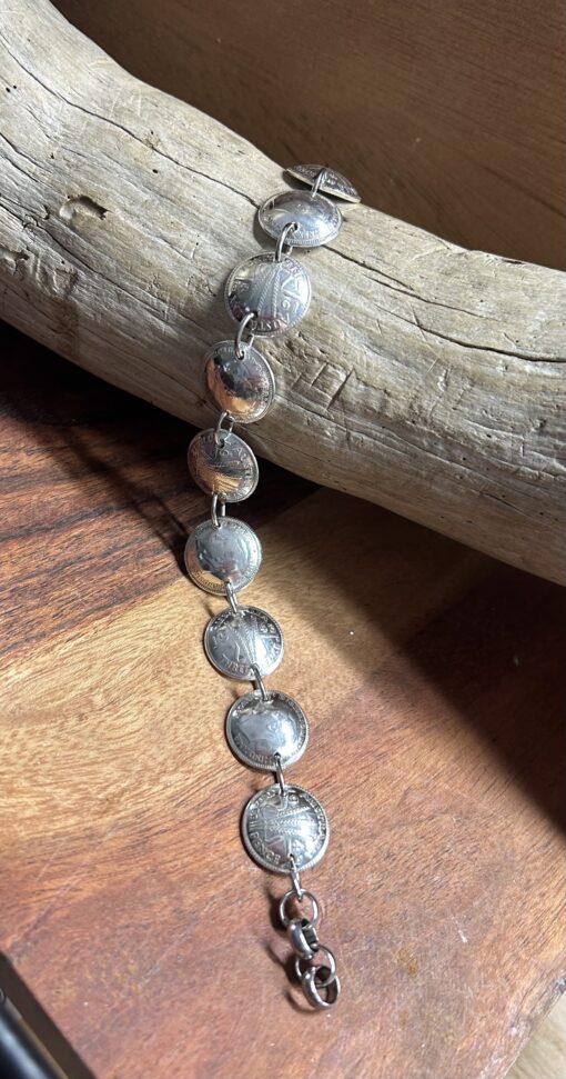 Domed 80 year old Threepence Coin Bracelet - Image 2