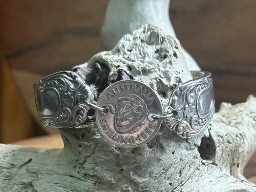 1958 Australian Shilling Cutlery Bracelet - Image 4