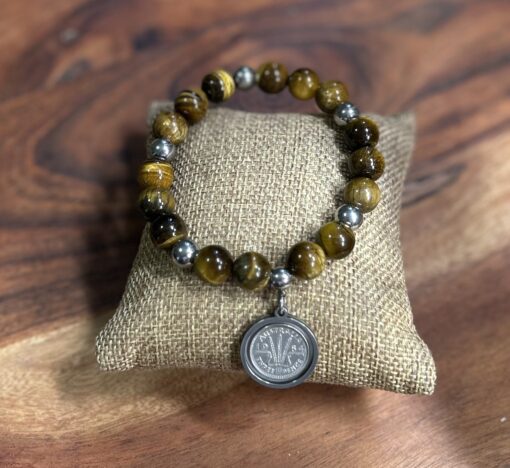 1964 Tigers Eye Beaded Bracelet - Image 2