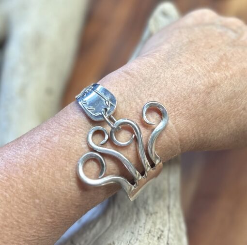 Rhapsody Silverpride Fork Bracelet - Image 2