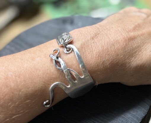 Unique Twist Fork Bracelet - Image 3