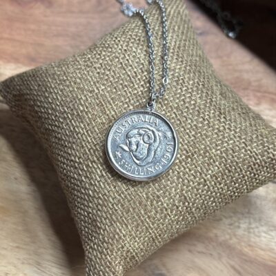 1961 Australian Heritage Necklace