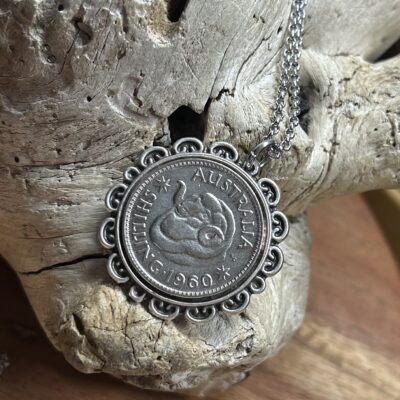 1960 Lightweight Alloy Set Shilling Necklace