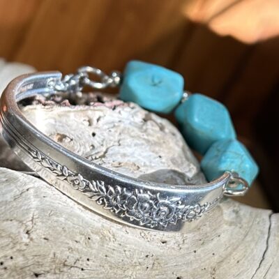Royal Rose Bead Bracelet