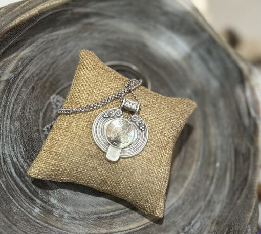 Domed 1962 Sixpence Necklace - Image 2