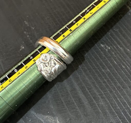 1950's Daffodil Silverware Ring - Image 2