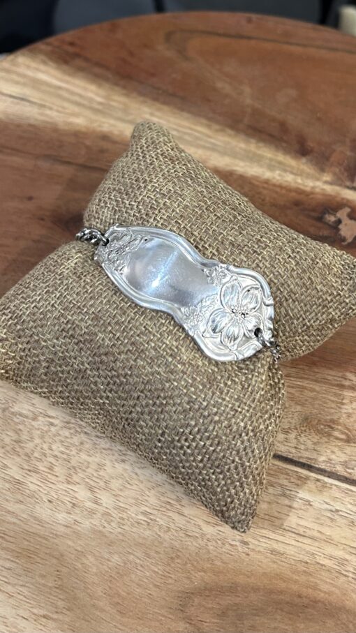 Orange Blossom Elegance: 1910 Bracelet