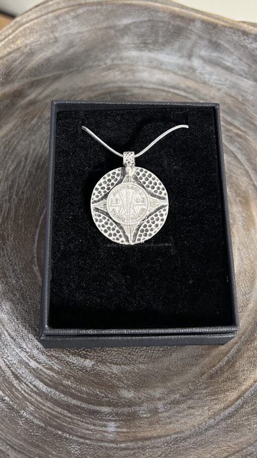 1943 Australian Threepence Necklace: A Classic Piece of Heritage