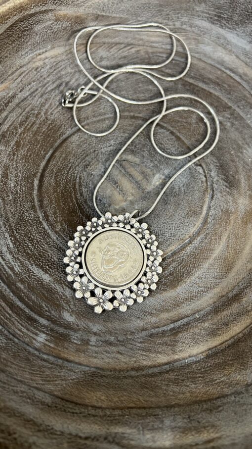 1946 Australian Shilling Decorative Necklace - Image 2
