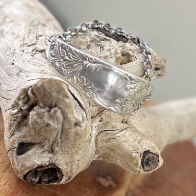 Art Noveau Chain Magnetic Bracelet